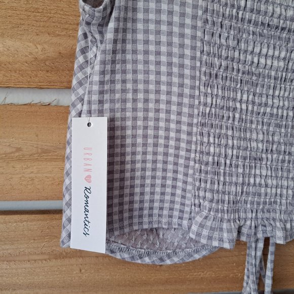 Urban Romantics Juniors Plaid Crop Tops Gray/White Size L NWT - Picture 8 of 12